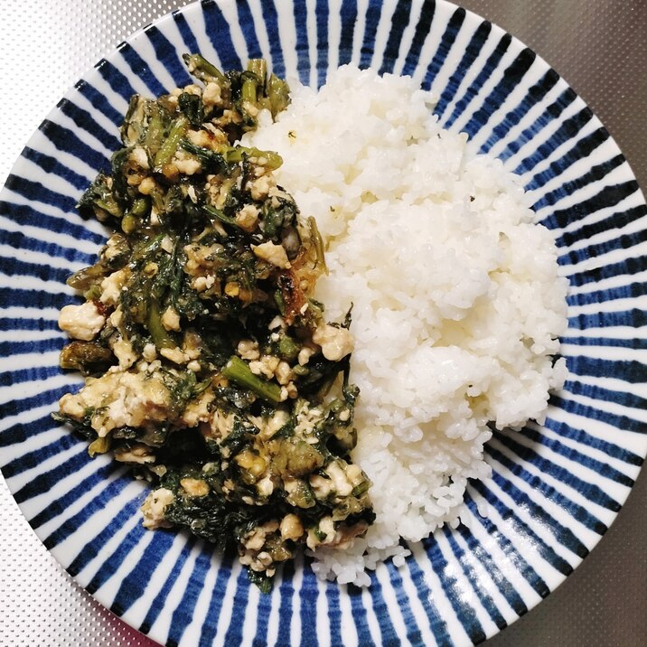 【うまい!】春菊と鶏そぼろの餡かけライス